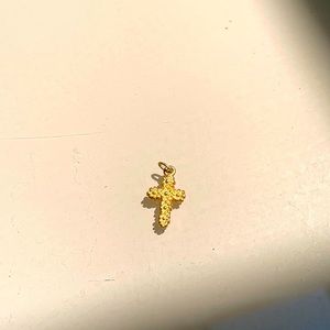 1980’s Solid Gold James Avery daisy cross 14k